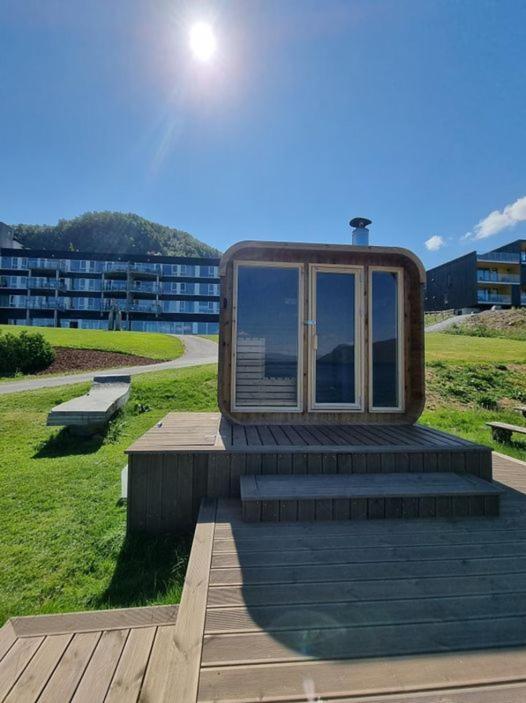 Sleeping Barrel Lodge Smaken Av Ryfylke Event As, Drives Ikke Som Hotell Hjelmeland Exteriér fotografie